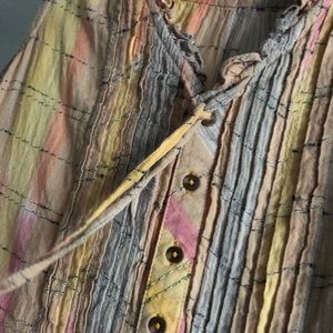 Anthropologie Holding Horses adorable top.